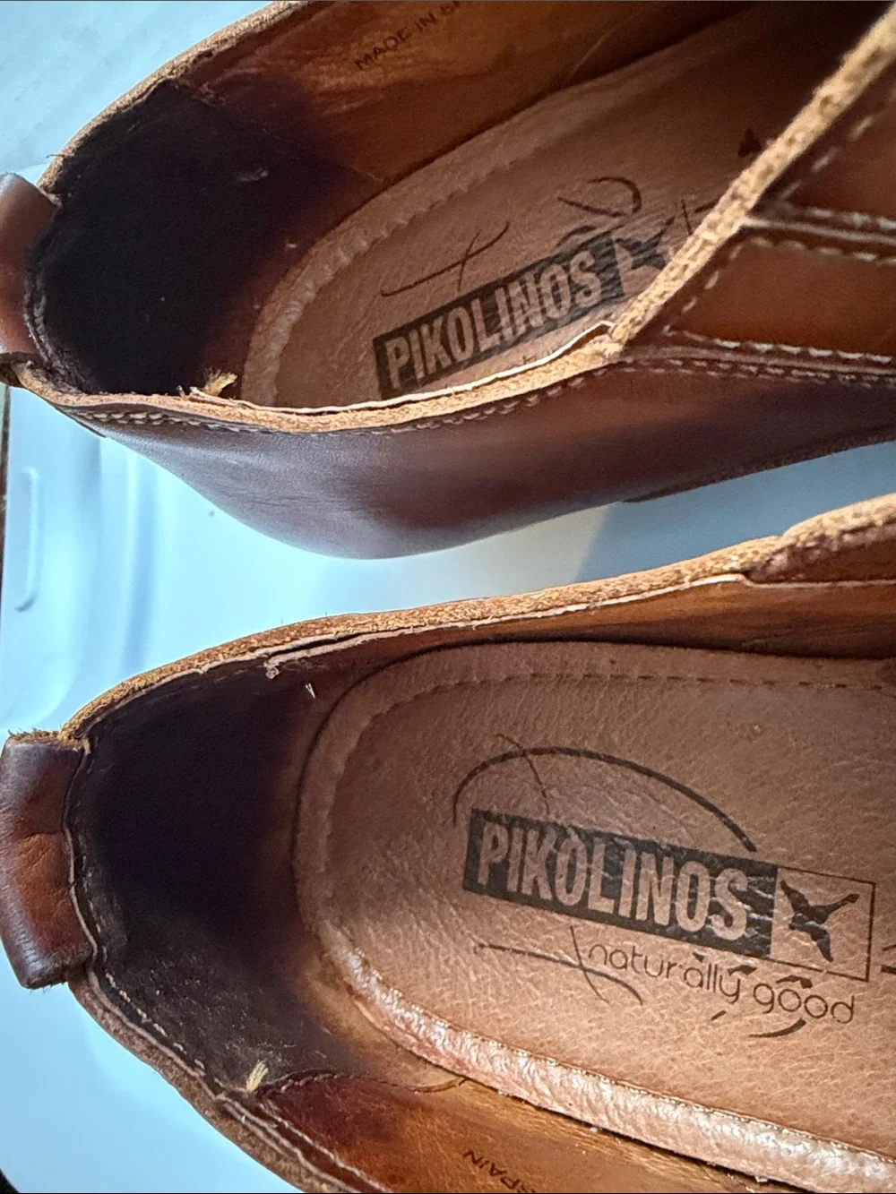 PIKOLINOS smooth tan